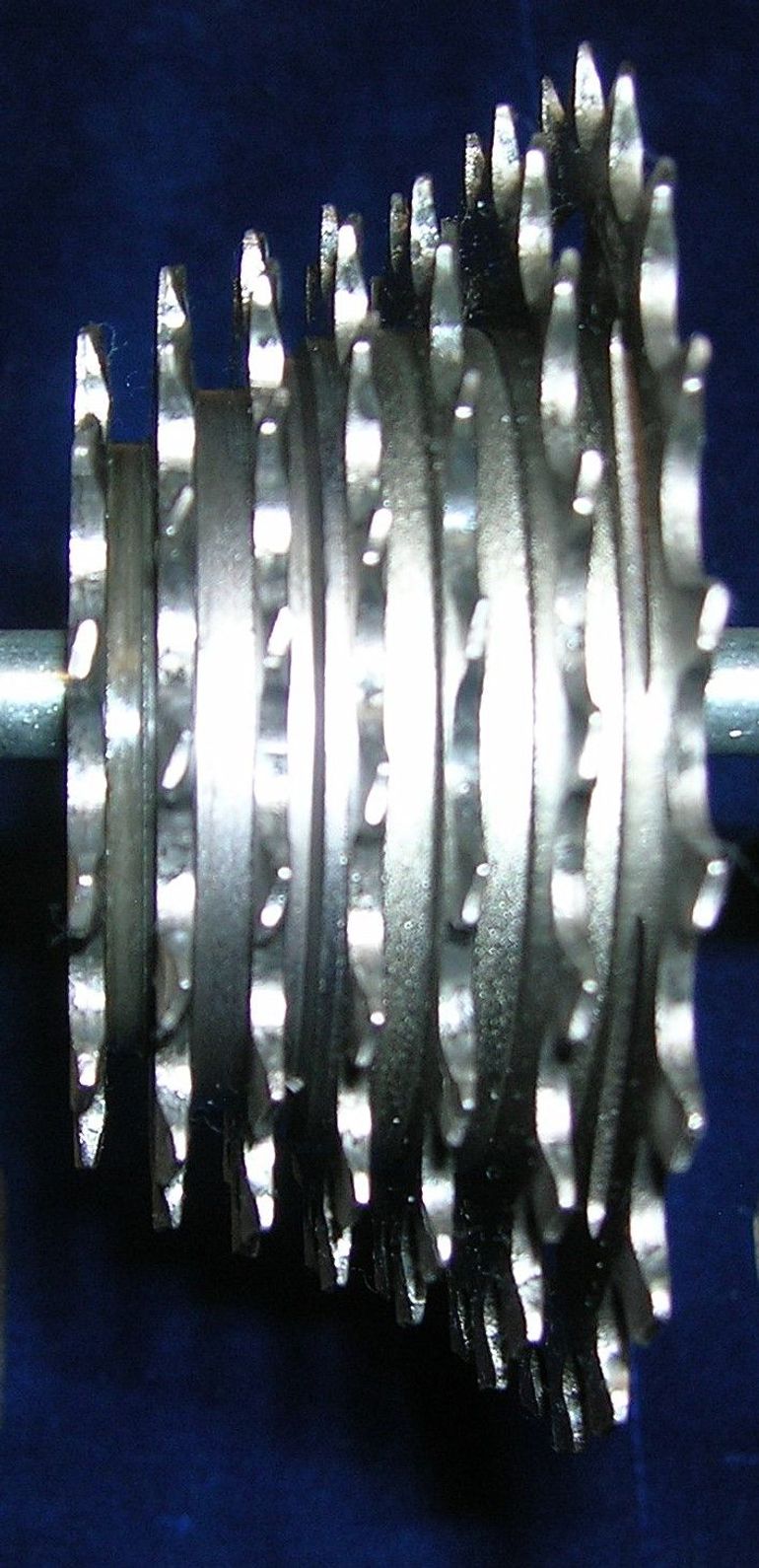 Used Shimano Kassette 7 Fach Dura Ace 21/12 MF-7400 7S 1995 bike — image 2 of 4