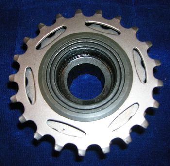 Used Shimano Kassette 7 Fach Dura Ace 21/12 MF-7400 7S 1995 bike — image 4 of 4