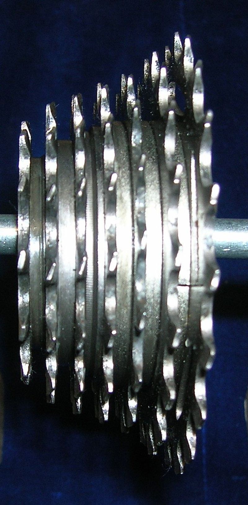 Tweedehands Shimano Kassette 7 Fach Dura Ace 21/12 MF-7400 7S 1995 Drivetrain & Pedals