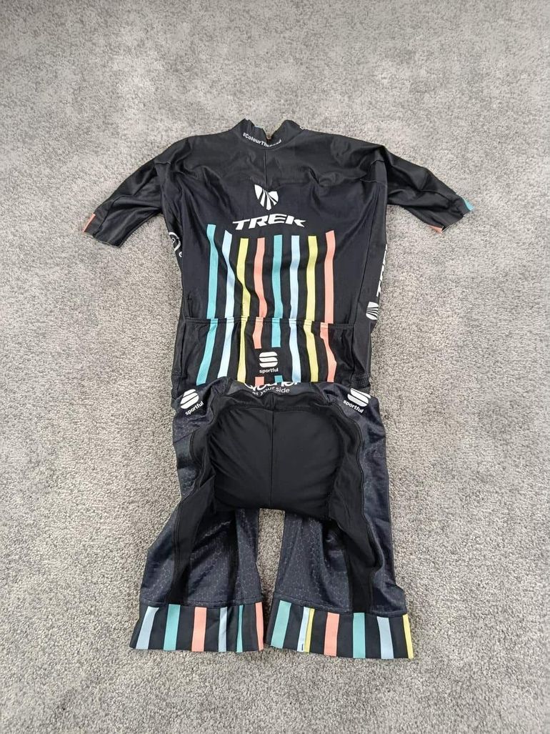 Used Sportful combinaison velo homme taille s -26 7759 cyclisme route respirant, marque: , état: Bon état, taille: S, 35,00 € bike — image 4 of 6