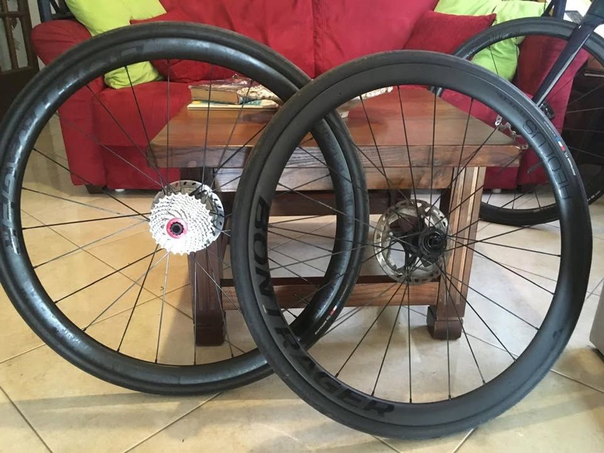 Bontrager Aeolus Elite 35 | buycycle