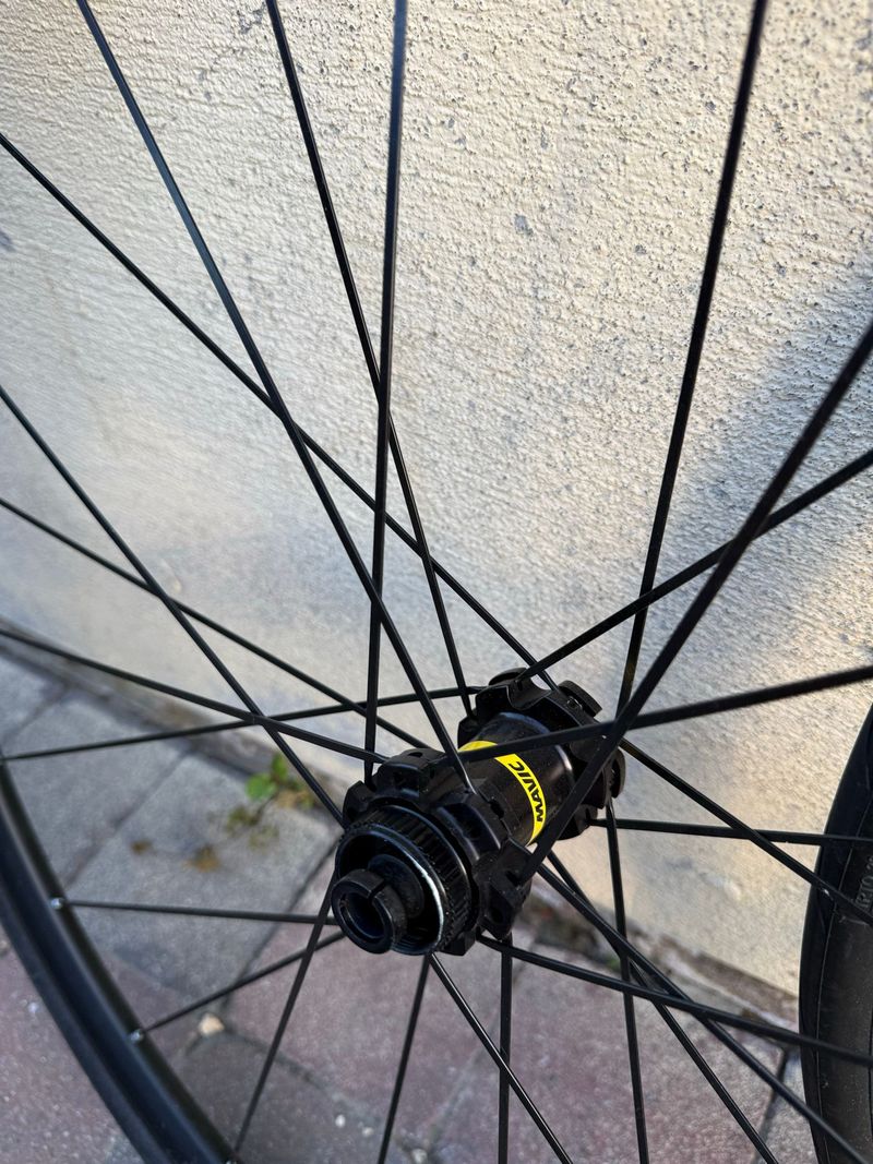 Použité Mavic Aksium Wheelset bike — obrázek 2 z 4