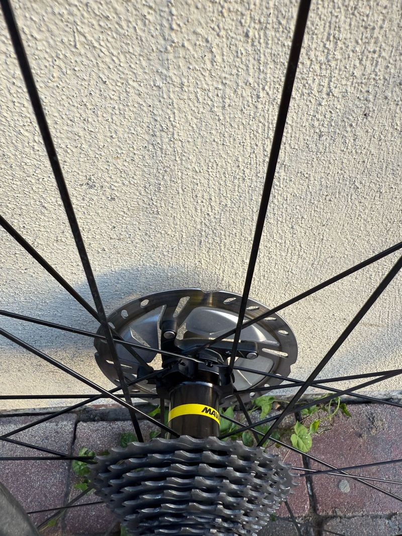Použité Mavic Aksium Wheelset bike — obrázek 3 z 4