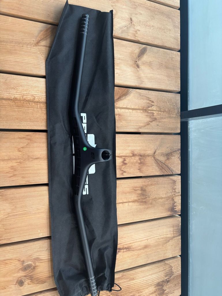 Used PROGRESS Handlebar 2025 bike — image 1 of 2
