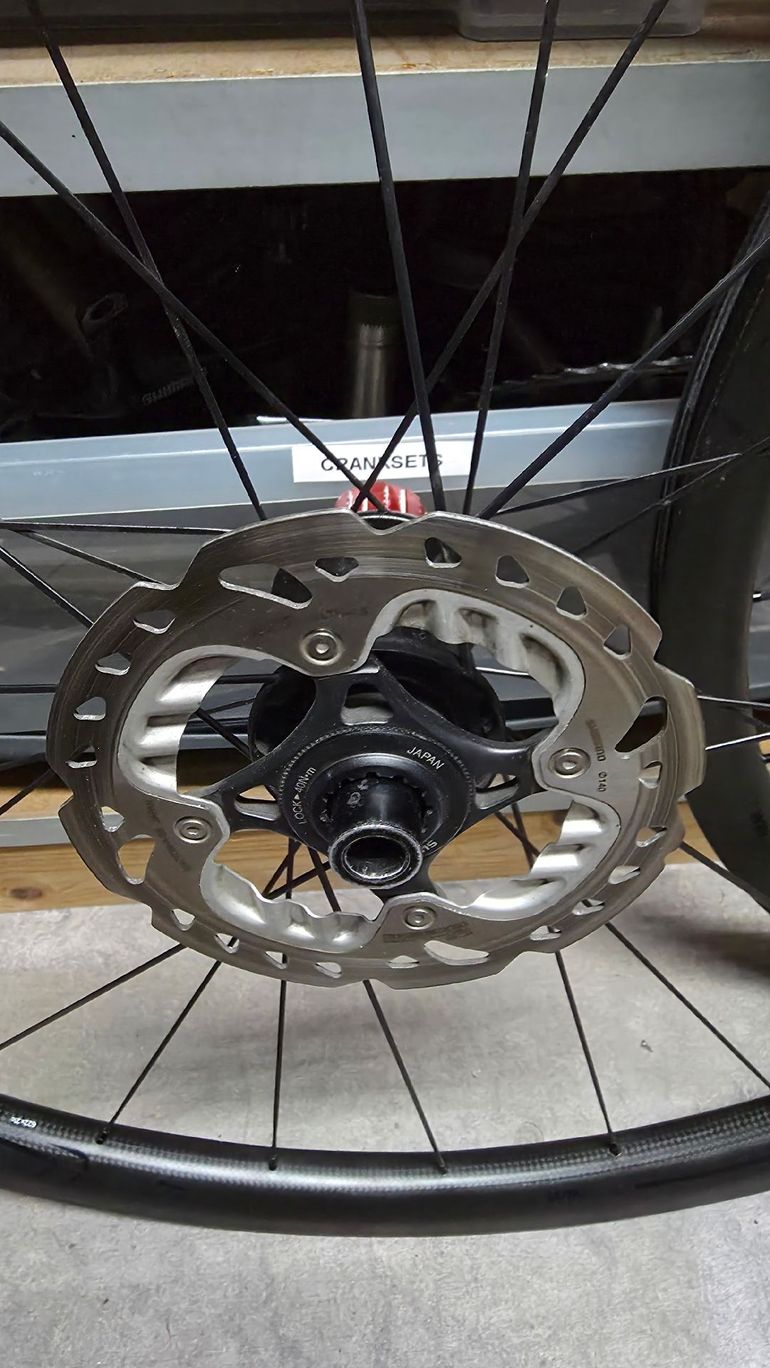 Used Roval Rapide CLX 32 Carbon Wheelset Disc 2022 bike — image 4 of 6