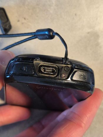 Used Garmin Edge 830 GPS Cycling Computer bike — image 8 of 9