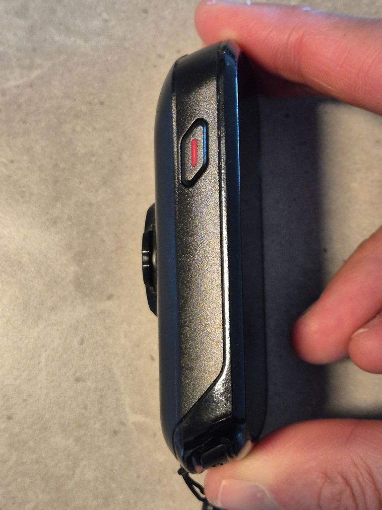 Used Garmin Edge 830 GPS Cycling Computer bike — image 6 of 9