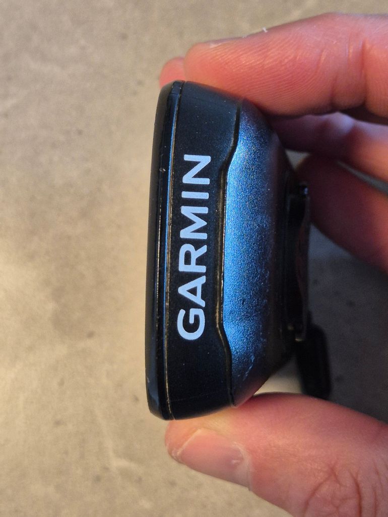 Used Garmin Edge 830 GPS Cycling Computer bike — image 5 of 9