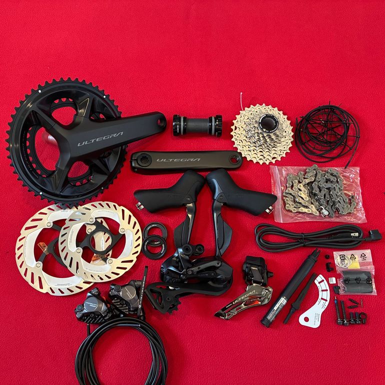 Used Shimano NEW 165mm 8170 Ultegra 2x12 Di2 50/34 ,11-34 groupset 2025 bike — image 1 of 6