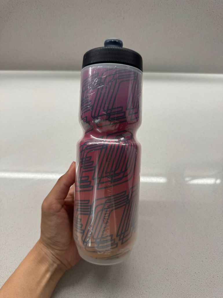 Used Specialized PURIST INSULATED CHROMATEK Water Bottle bike — image 1 of 6