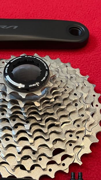 Used Shimano NEW 165mm 8170 Ultegra 2x12 Di2 50/34 ,11-34 groupset 2025 bike — image 7 of 7