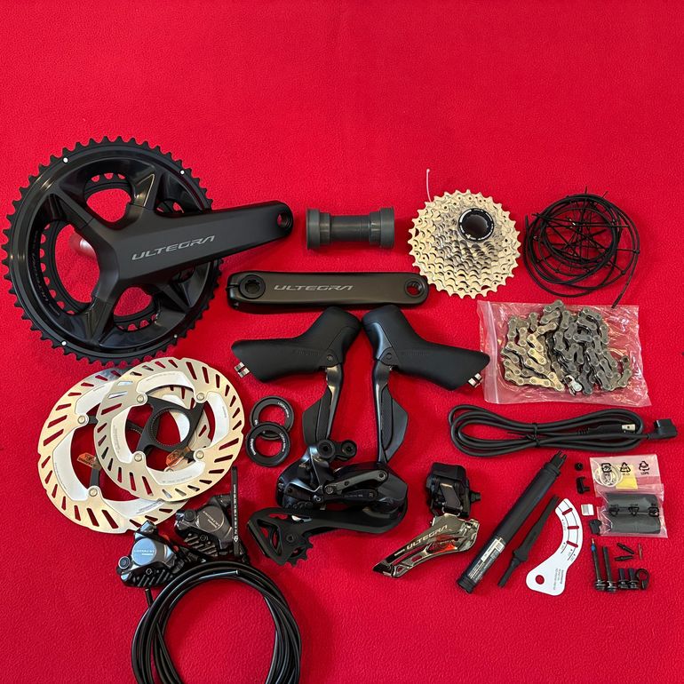 Used Shimano NEW 165mm 8170 Ultegra 2x12 Di2 50/34 ,11-34 groupset 2025 bike — image 1 of 7