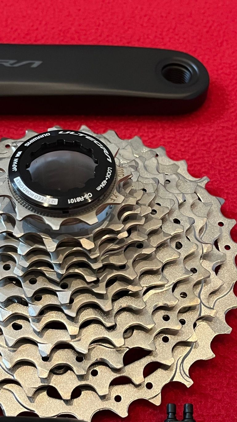 Used Shimano NEW 165mm 8170 Ultegra 2x12 Di2 50/34 ,11-34 groupset 2025 bike — image 3 of 11