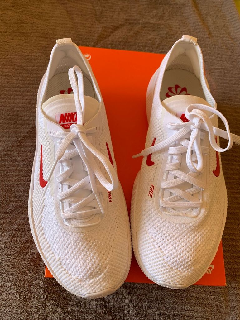 Used Nike Scarpe da ginnastica Taglia 40,5 2025 bike — image 4 of 7