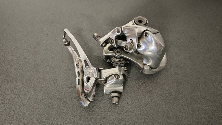 Used Campagnolo RECORD TITANIUM 1998 bike — image 17 of 24