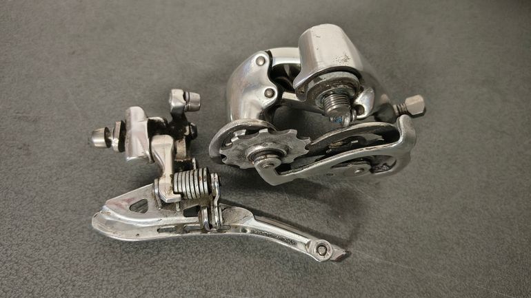 Used Campagnolo RECORD TITANIUM 1998 bike — image 19 of 24