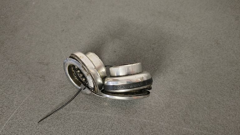 Used Campagnolo RECORD TITANIUM 1998 bike — image 9 of 24