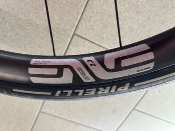 Used Enve SES 2.3 2023 bike — image 6 of 10