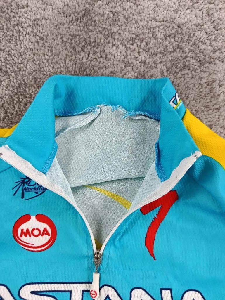 Used Specialized Moa maillot velo femme taille xs -13 7316 cyclisme route respirant astana, marque: Moa, état: Bon état, taille: XS / 34 / 6, 20,00 € bike — image 5 of 8
