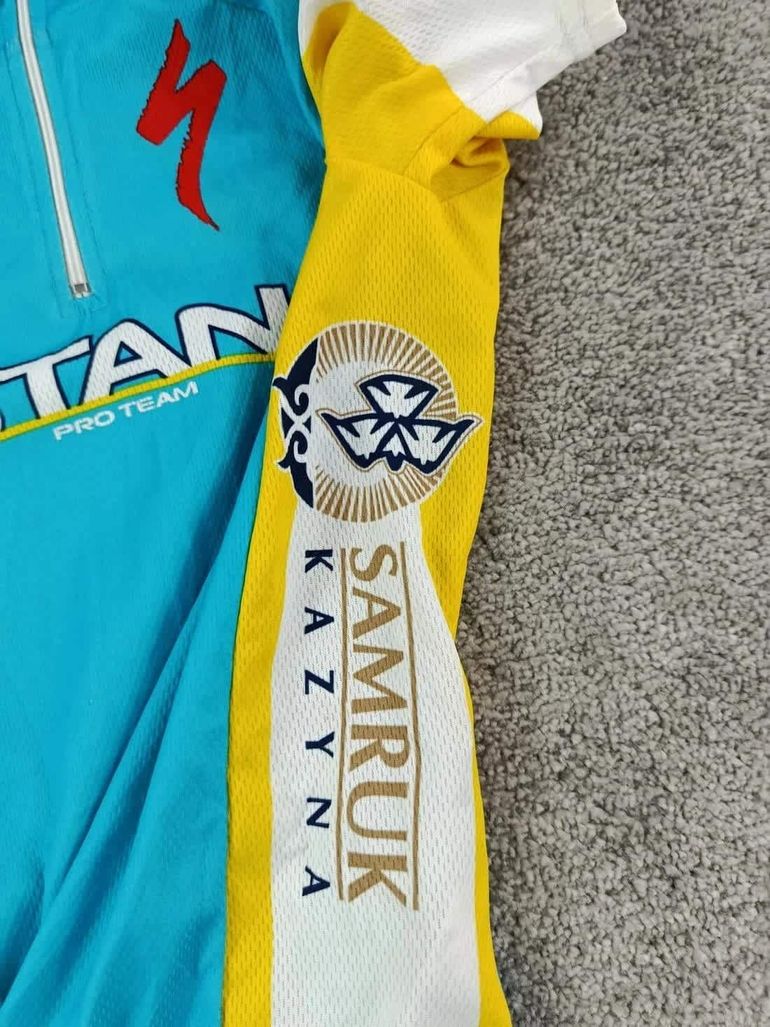 Used Specialized Moa maillot velo femme taille xs -13 7316 cyclisme route respirant astana, marque: Moa, état: Bon état, taille: XS / 34 / 6, 20,00 € bike — image 3 of 8