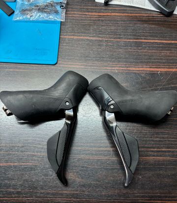 Shimano Di2 STI set bike usato — immagine 1 di 6