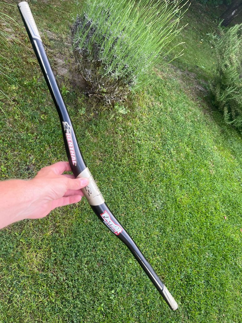 Used Renthal Fatbar Carbon 35 Handlebar bike — image 1 of 4