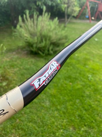 Used Renthal Fatbar Carbon 35 Handlebar bike — image 2 of 4