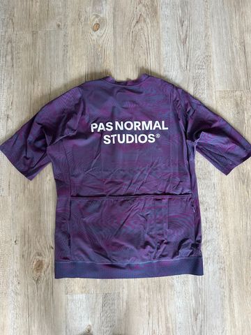 Tweedehands Pas Normal Studios Trikot bike — afbeelding 3 van 3