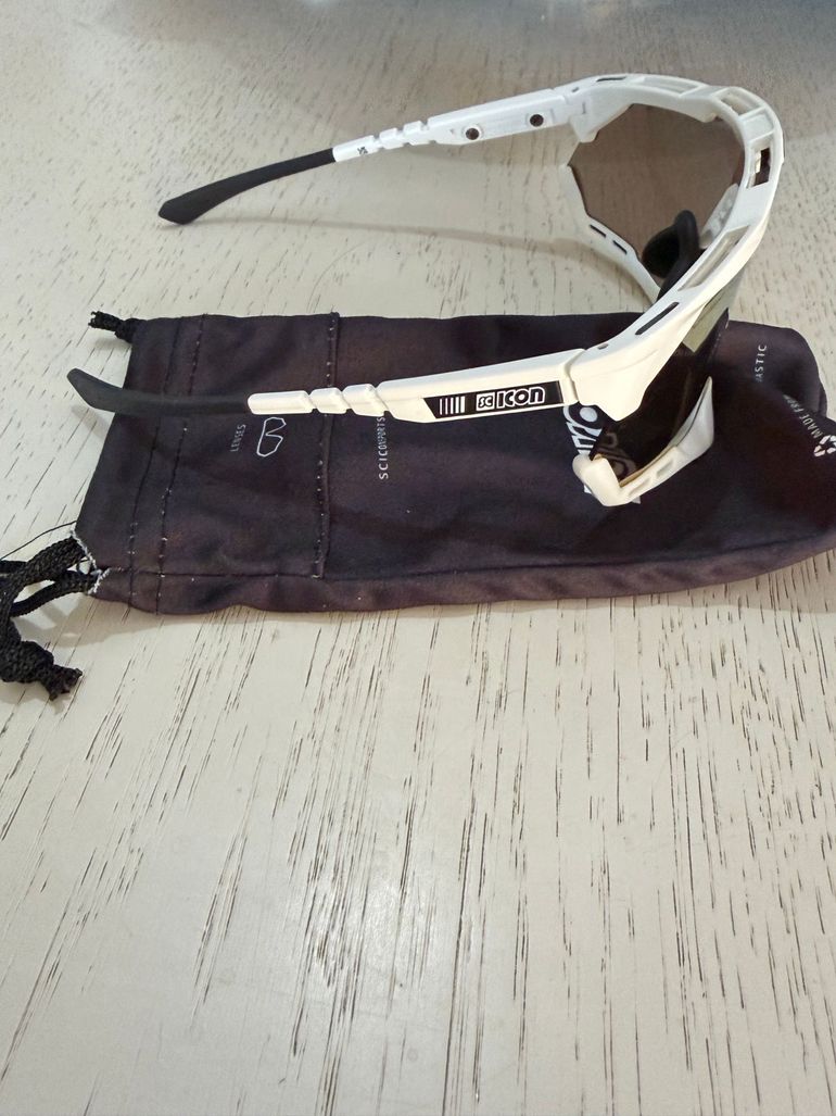 Used Scicon Aeroshade XL Sunglasses 2025 bike — image 2 of 4
