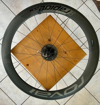 Used Roval rapide CLX bike — image 4 of 6