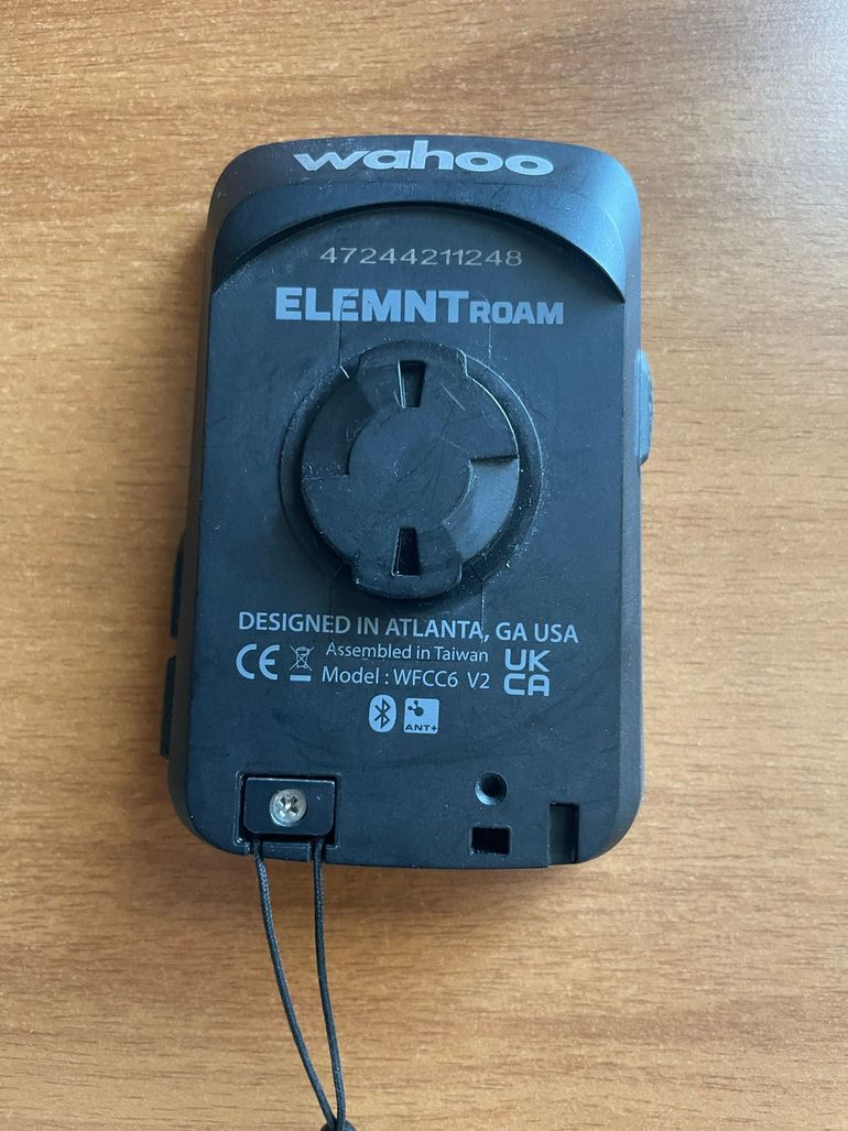 Used Wahoo ELEMNT ROAM v2 GPS Bike Computer 2025 bike — image 5 of 6