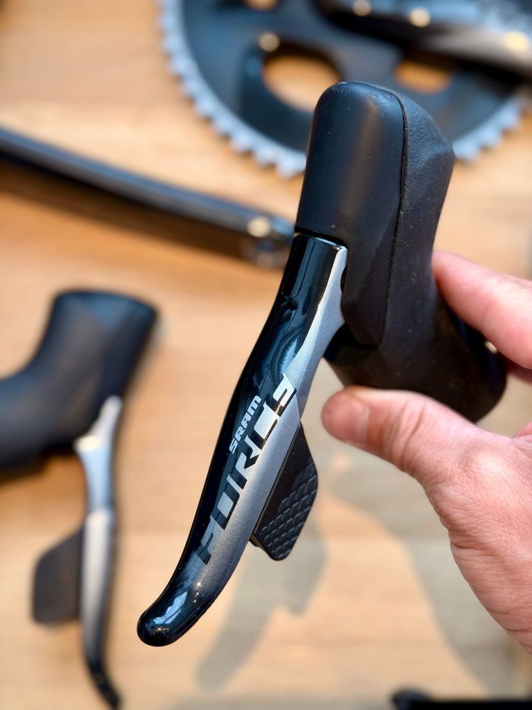 Used Sram Force D1 AXS 12-speed groupset, COMPLETE 2025 bike — image 4 of 16