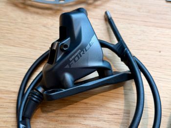 Used Sram Force D1 AXS 12-speed groupset, COMPLETE 2025 bike — image 8 of 16