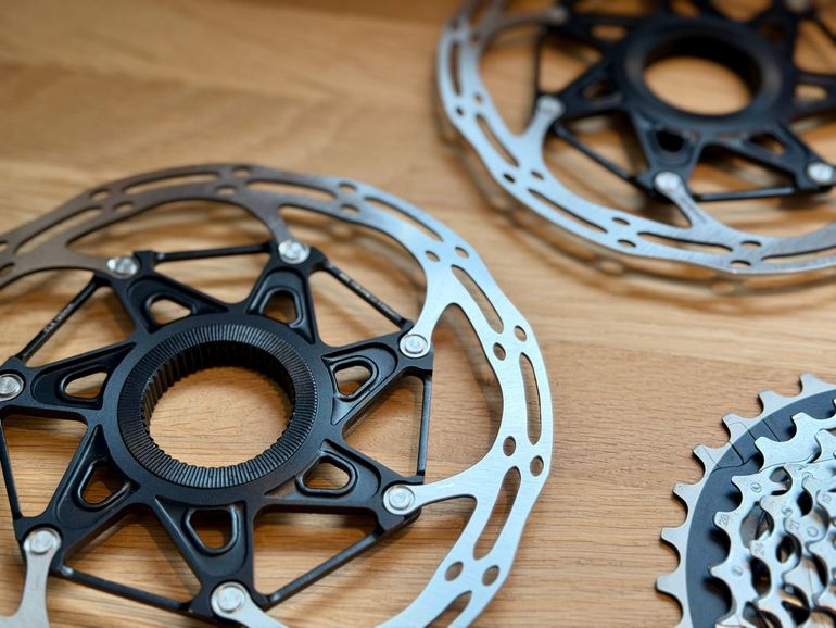 Used Sram Force D1 AXS 12-speed groupset, COMPLETE 2025 bike — image 11 of 16