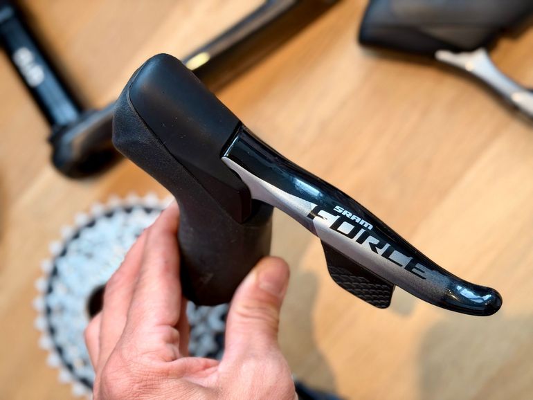 Used Sram Force D1 AXS 12-speed groupset, COMPLETE 2025 bike — image 5 of 16