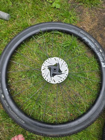 Used Dt Swiss G1800 Spline 25 Gravel Wheelset 2022 bike — image 3 of 5
