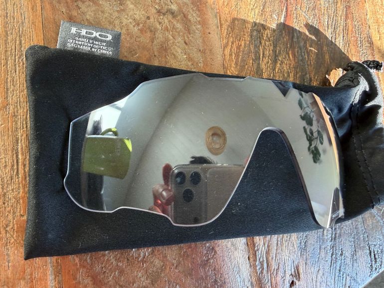 Used Oakley Jawbreaker Sunglasses bike — image 8 of 10