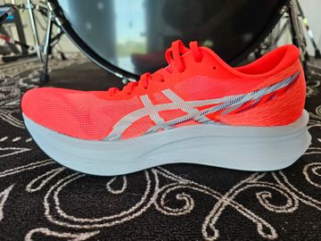 Gebrauchtes Asics Magic Speed 4 Uomo 2025 bike — Bild 5 von 12