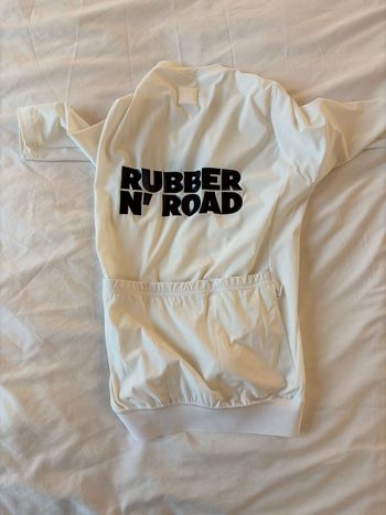 Used rubber ‚n’ road Women Jersey 2025 bike — image 2 of 2