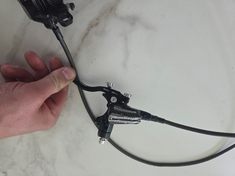 Used Hope Tech 3 E4 Duo Disc Brake and Lever Set 2020 bike — image 5 of 10