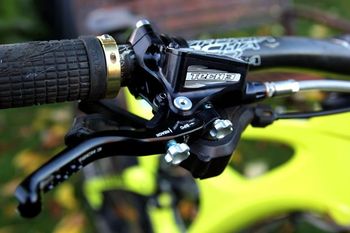 Used Hope Tech 3 E4 Duo Disc Brake and Lever Set 2020 bike