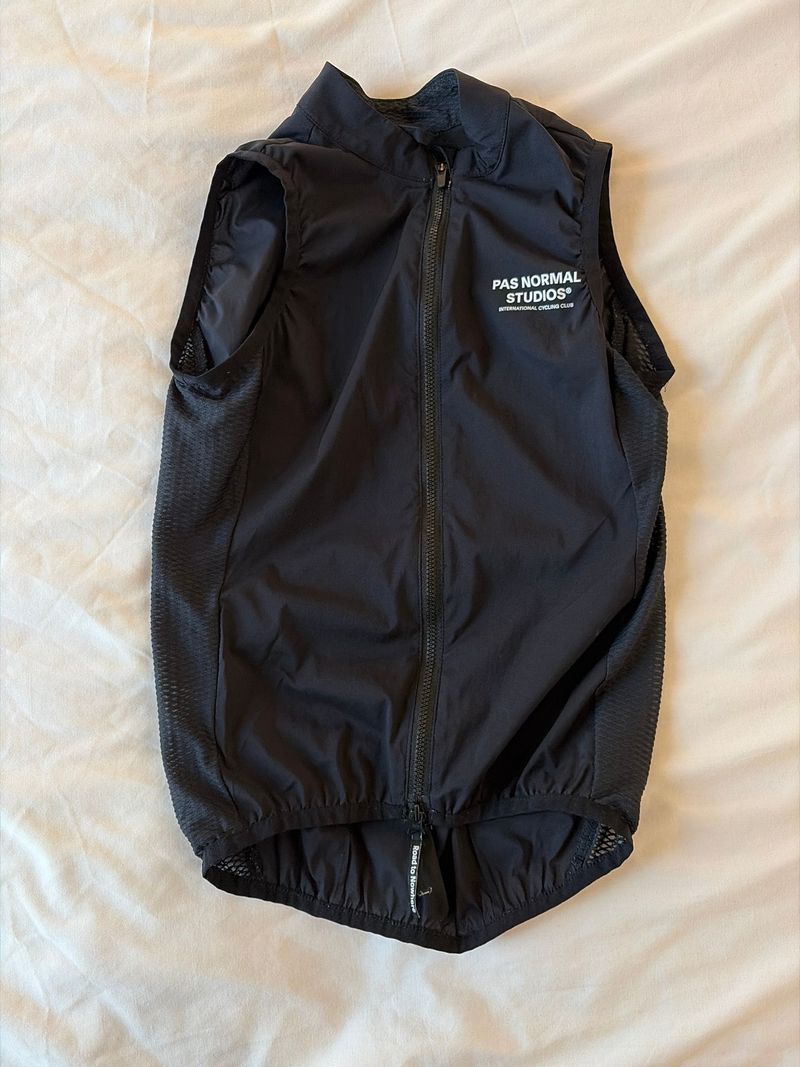 Used Pas Normal Studios Gilet Women 2025 Cycling Clothing