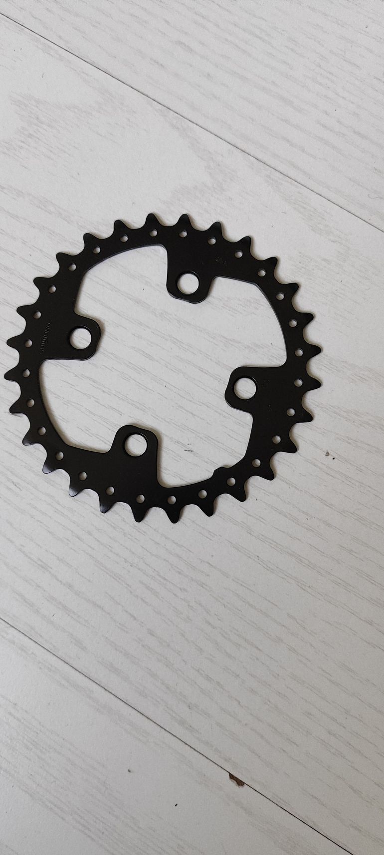 Used Shimano 28T 64mm Chainring bike — image 1 of 3