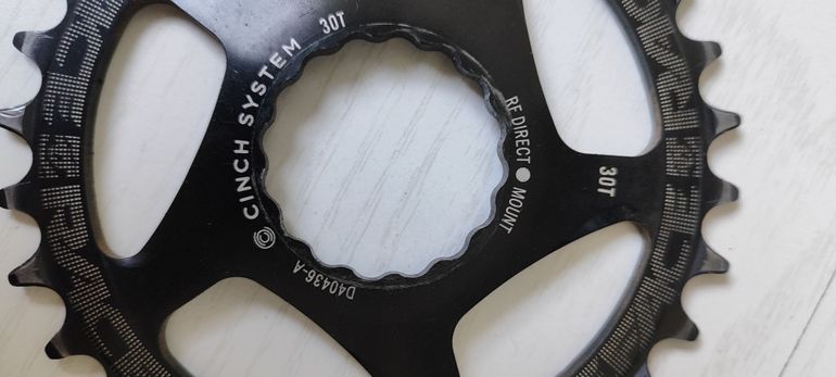 Used Race Face 30T Narrow Wide Chainring bike — image 2 of 3
