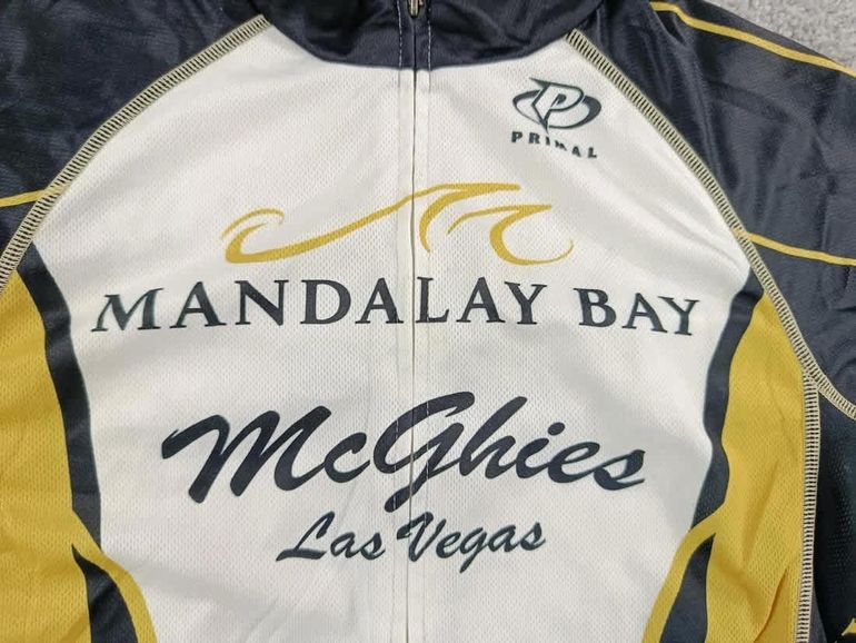 Used primal maillot velo homme taille m-40 6875 cyclisme route respirant Las Vegas mandalay bike — image 2 of 5