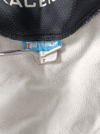 Used Bioracer Veste velo homme taille S - 15 4597 - mi-saison - Kta bike — image 2 of 3