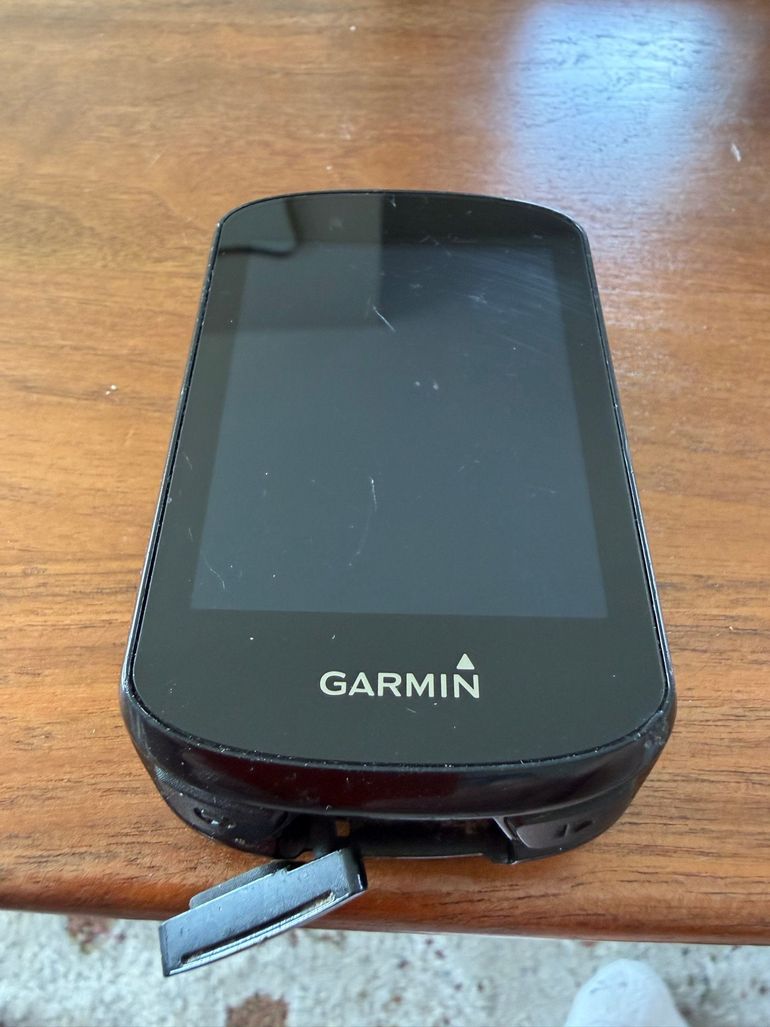 Used Garmin Edge 830 GPS Cycling Computer 2022 bike — image 2 of 4