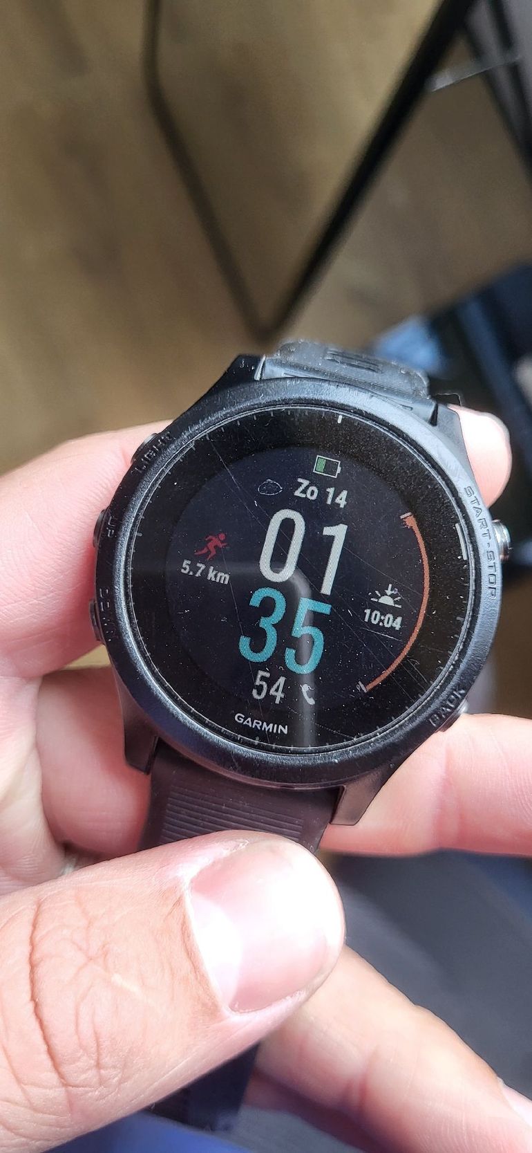 Used Garmin Forerunner 945 GPS Watch 2024 bike — image 4 of 5
