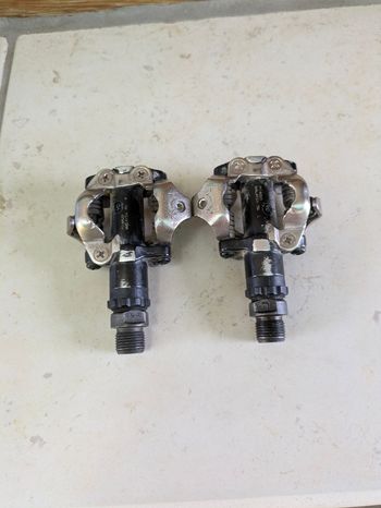 Used Shimano SPD Pedals PD-M520 bike — image 2 of 2