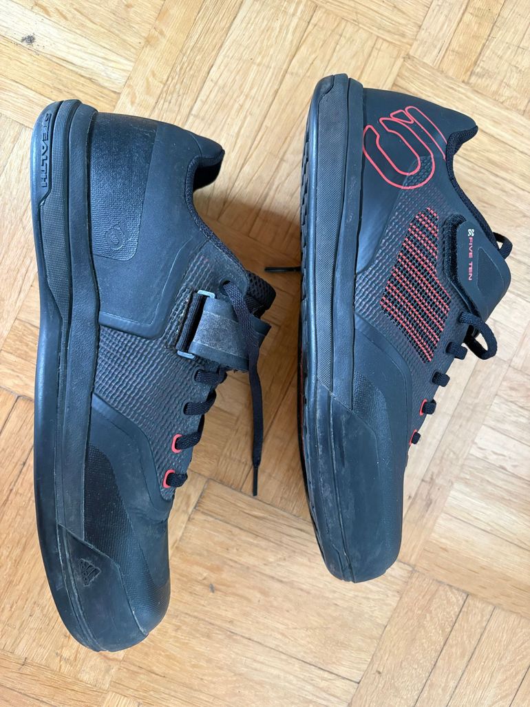 Used Five Ten Hellcat Pro 43.5 bike — image 10 of 13